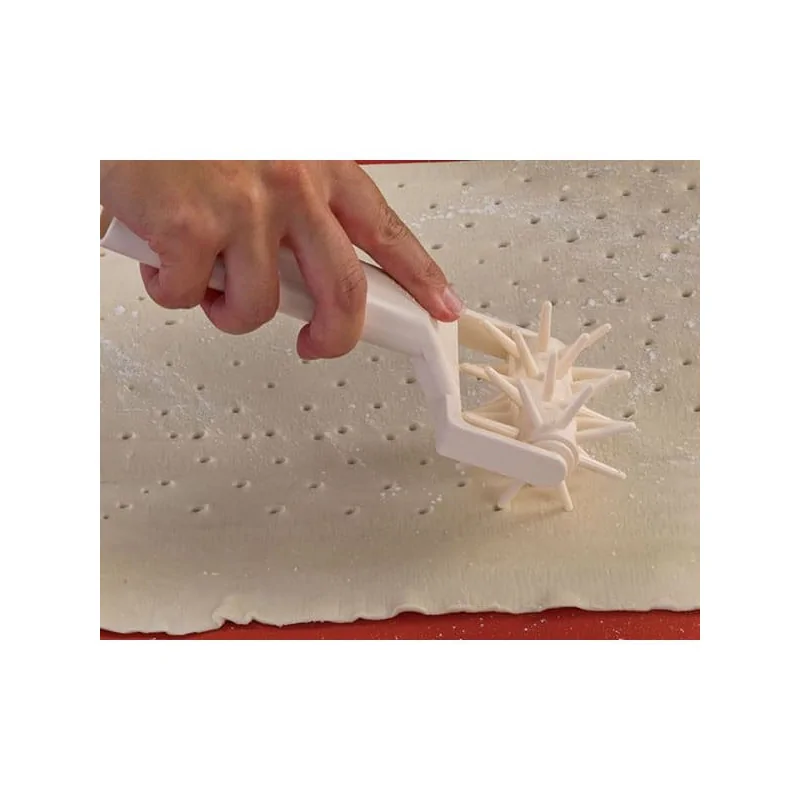 Rouleau pique pâte métal 12 cm