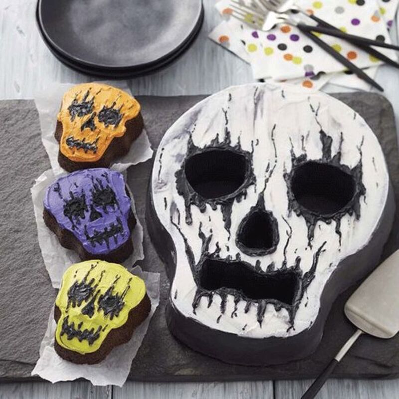 Moule à gâteau Crâne Halloween 3D Wilton