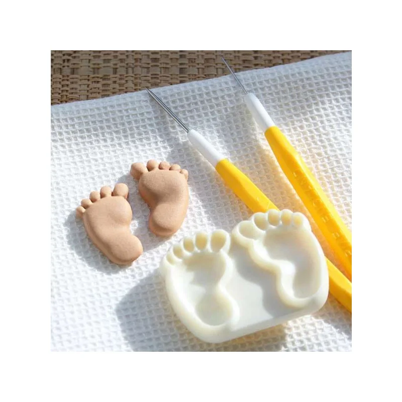 Découpoirs relief pieds (x2)