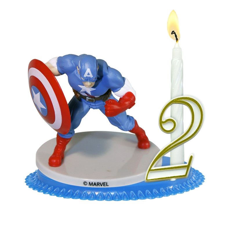 Gâteau anniversaire Avengers : bougie + chiffres + figurine