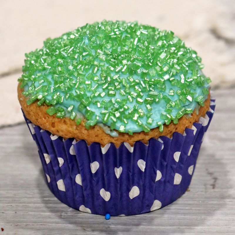 Paillettes et poudres comestibles pour décoration de gâteau