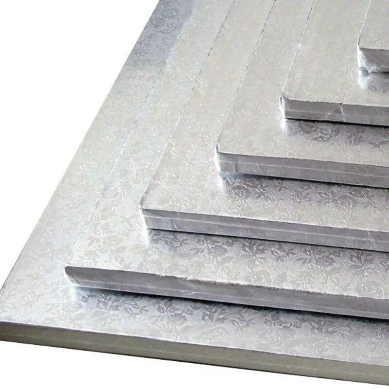 Carton carré argent Patisdécor (pièce)