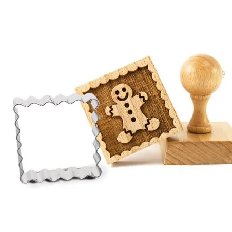 Tampon à biscuit bois Bonhomme en pain d'épices + découpoir carré