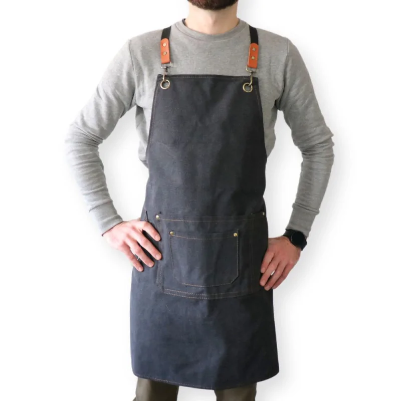 Tablier ajustable effet jean coloris noir vu de face