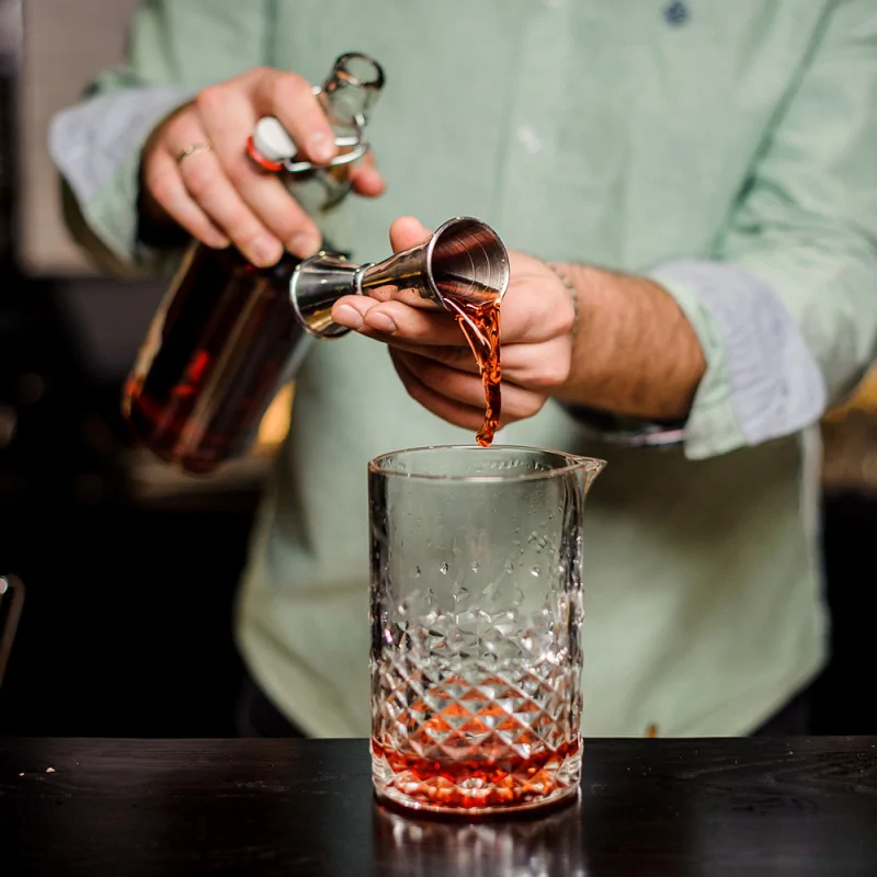 Jigger cocktail double 30/60 ML en inox ambiance