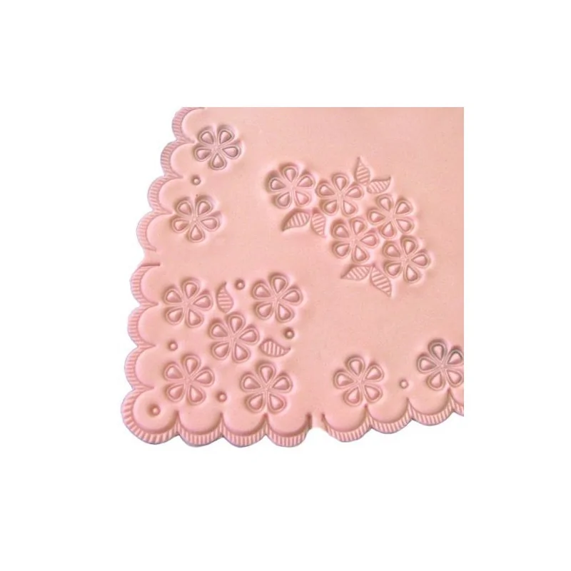 Découpoirs bordure broderie (par 4)