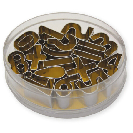 boîte de 16 découpoirs inox...