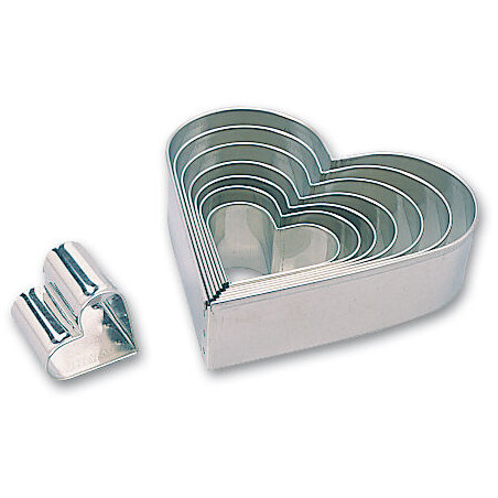 boîte de 8 découpoirs fer...