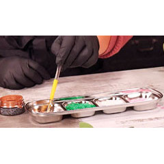 Coupelle mélange colorants