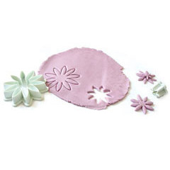 Emporte-pièces pour fleurs en pâte à sucre